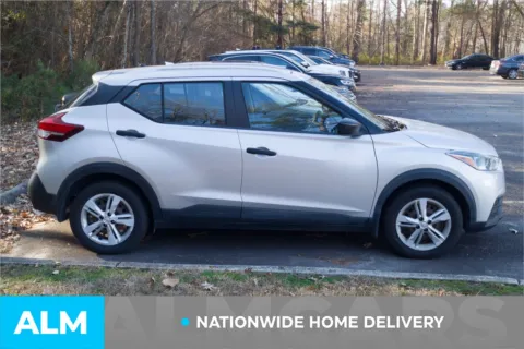 More photos of 2019 Nissan Kicks S at ALM Hyundai Lumberton, NC