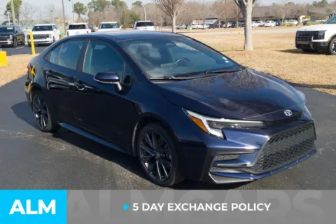 More photos of 2023 Toyota Corolla SE at ALM Hyundai Lumberton, NC