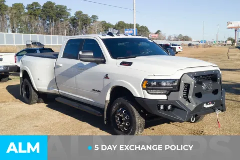 More photos of 2022 Ram 3500 Limited at ALM Hyundai Lumberton, NC