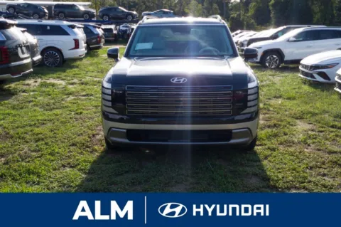 Photos of 2026 Hyundai Palisade Limited for sale in Lumberton, NC at ALM Hyundai Lumberton
