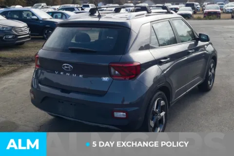 More photos of 2023 Hyundai Venue SEL at ALM Hyundai Lumberton, NC