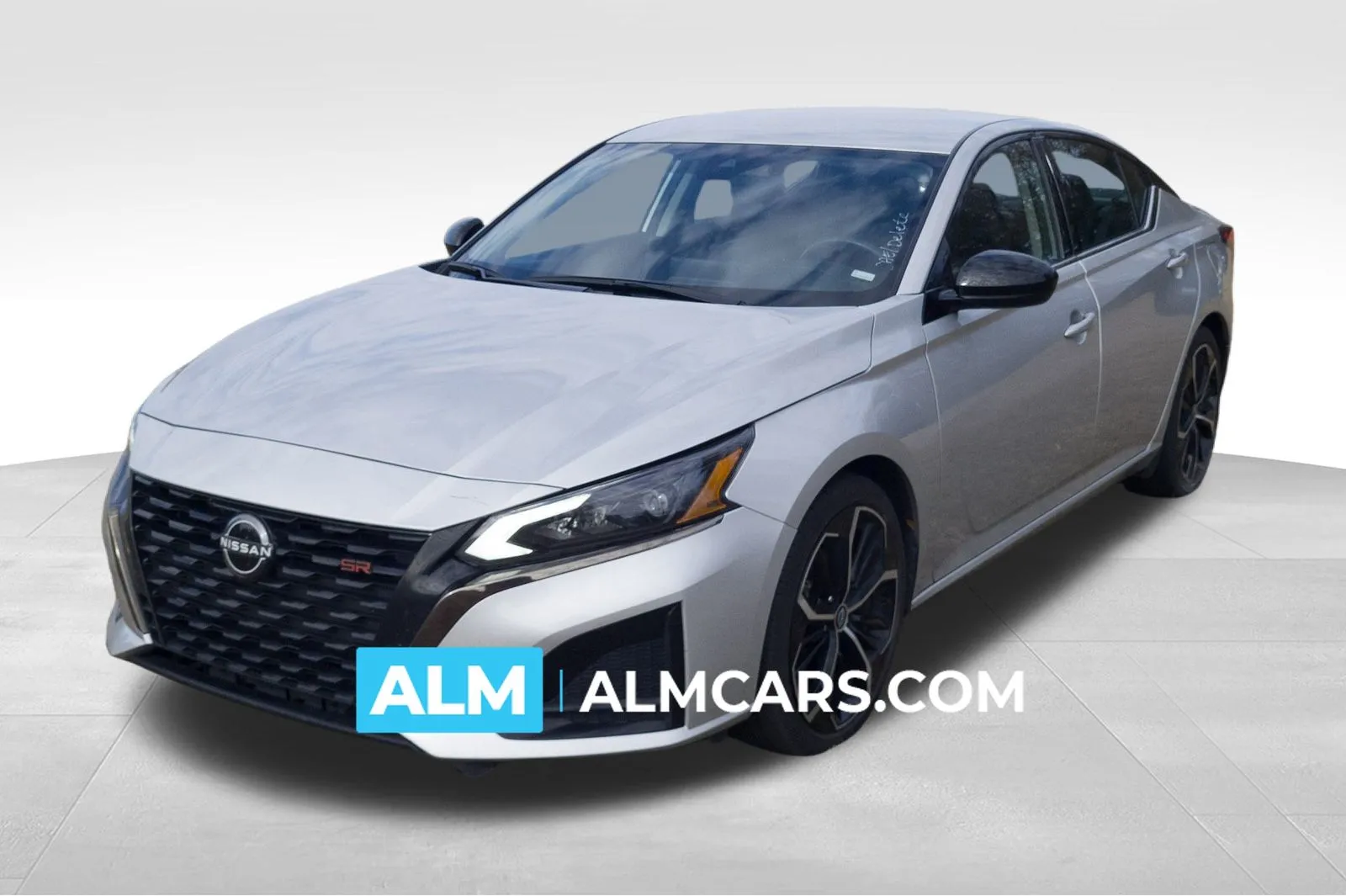 2024 Nissan Altima SR