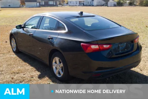 More photos of 2024 Chevrolet Malibu LT at ALM Hyundai Lumberton, NC