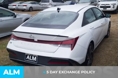 More photos of 2025 Hyundai Elantra SEL Sport at ALM Hyundai Lumberton, NC