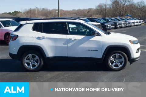 More photos of 2024 Jeep Compass Latitude at ALM Hyundai Lumberton, NC