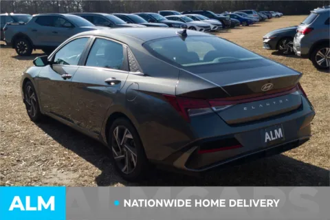 More photos of 2025 Hyundai Elantra SEL Convenience at ALM Hyundai Lumberton, NC