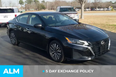 More photos of 2024 Nissan Altima 2.5 SV at ALM Hyundai Lumberton, NC