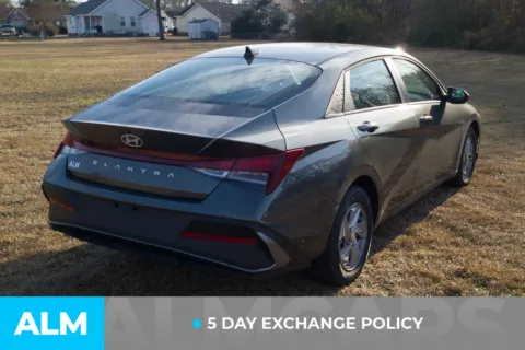 More photos of 2025 Hyundai Elantra SE at ALM Hyundai Lumberton, NC