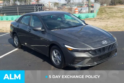 More photos of 2025 Hyundai Elantra SE at ALM Hyundai Lumberton, NC