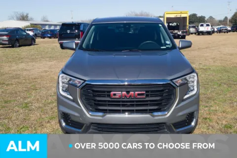 Another view of 2024 GMC Terrain SLE for sale in Lumberton, NC at ALM Hyundai Lumberton