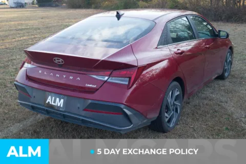 More photos of 2024 Hyundai Elantra Limited at ALM Hyundai Lumberton, NC