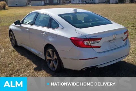 More photos of 2018 Honda Accord Touring at ALM Hyundai Lumberton, NC