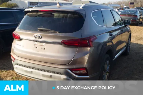 More photos of 2019 Hyundai Santa Fe SEL at ALM Hyundai Lumberton, NC
