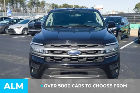 Photos of 2024 Ford Expedition XLT for sale in Lumberton, NC at ALM Hyundai Lumberton