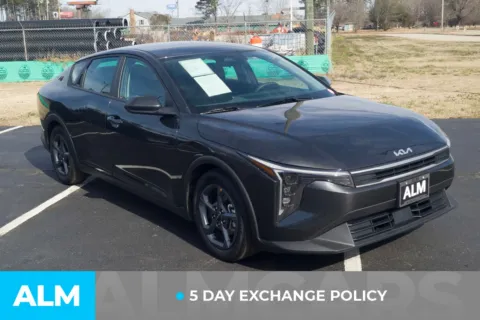 More photos of 2025 Kia K4 LXS at ALM Hyundai Lumberton, NC
