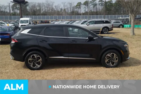 More photos of 2024 Kia Sportage LX at ALM Hyundai Lumberton, NC