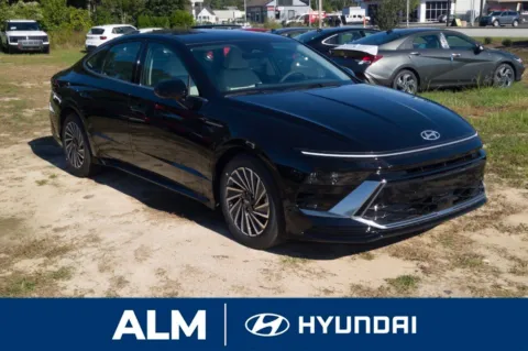 Another view of 2026 Hyundai Sonata Hybrid SEL for sale in Lumberton, NC at ALM Hyundai Lumberton