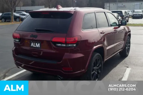 More photos of 2019 Jeep Grand Cherokee Altitude at ALM Hyundai Lumberton, NC