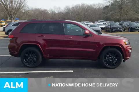 More photos of 2019 Jeep Grand Cherokee Altitude at ALM Hyundai Lumberton, NC
