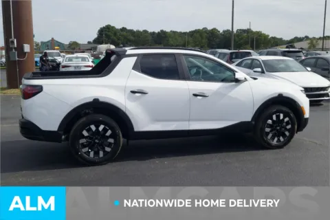 More photos of 2025 Hyundai Santa Cruz SEL at ALM Hyundai Lumberton, NC