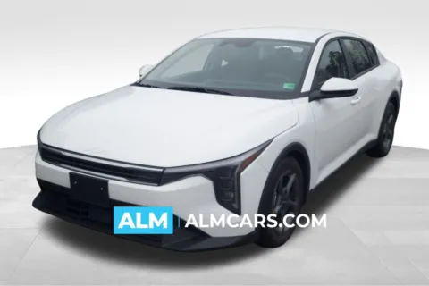 White 2025 Kia K4 LXS for sale in Lumberton, NC