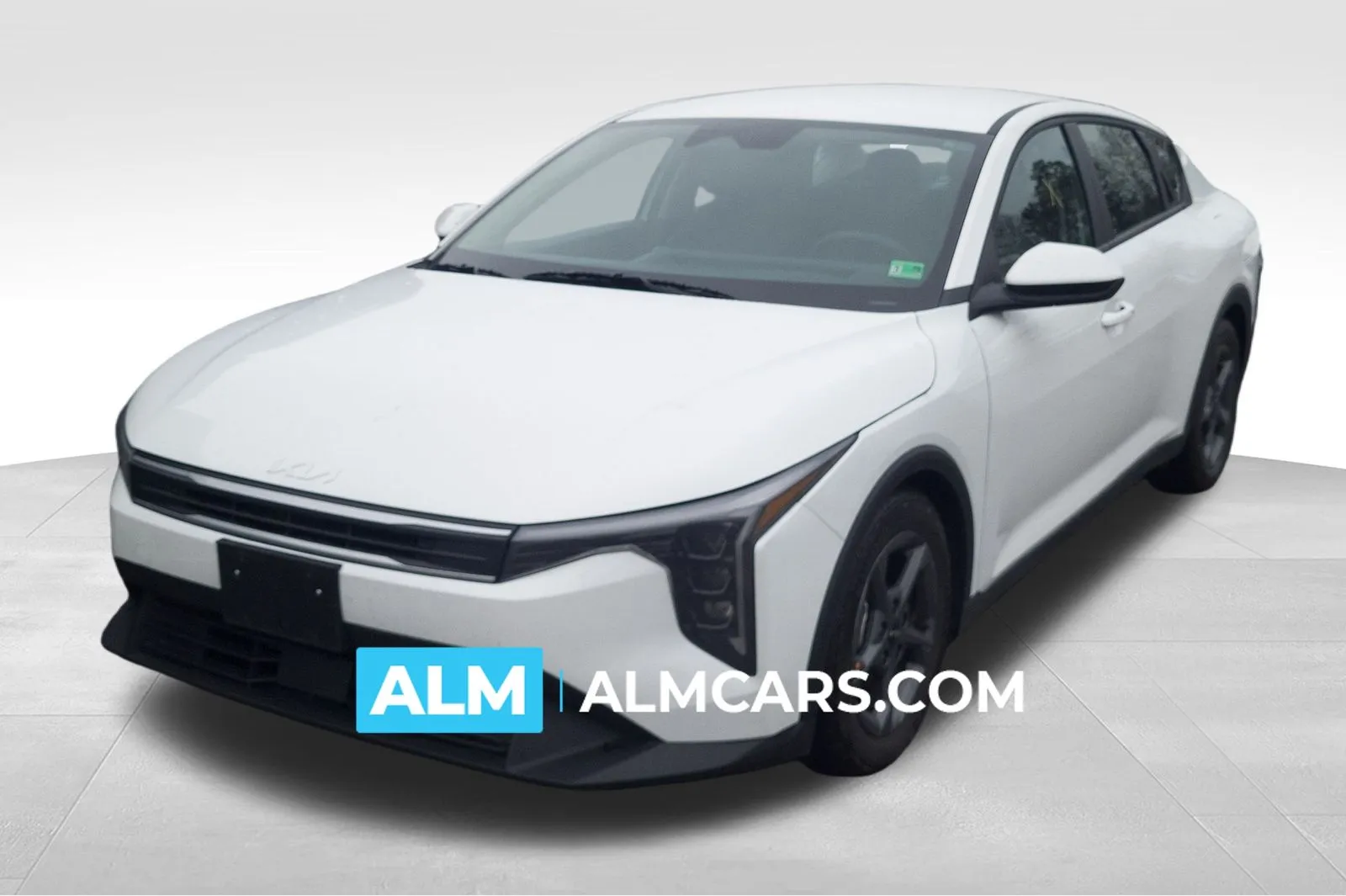 White 2025 Kia K4 LXS for sale in Lumberton, NC