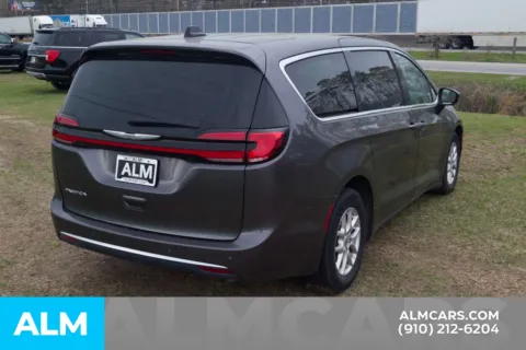 More photos of 2023 Chrysler Pacifica Touring L at ALM Hyundai Lumberton, NC