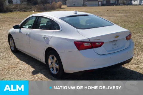 More photos of 2024 Chevrolet Malibu LT at ALM Hyundai Lumberton, NC