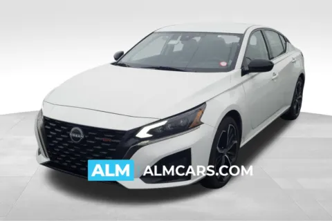 White 2025 Nissan Altima 2.5 SR for sale in Lumberton, NC