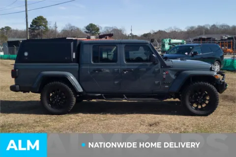 More photos of 2024 Jeep Gladiator Nighthawk at ALM Hyundai Lumberton, NC