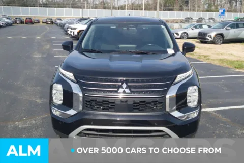 Photos of 2024 Mitsubishi Outlander SE for sale in Lumberton, NC at ALM Hyundai Lumberton