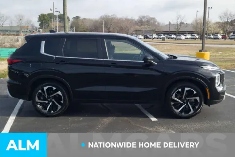 More photos of 2024 Mitsubishi Outlander SE at ALM Hyundai Lumberton, NC