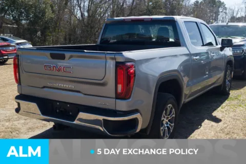 More photos of 2025 GMC Sierra 1500 SLT at ALM Hyundai Lumberton, NC