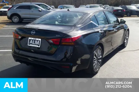 More photos of 2024 Nissan Altima 2.5 SV at ALM Hyundai Lumberton, NC