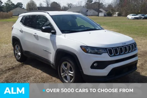 Photos of 2024 Jeep Compass Latitude for sale in Lumberton, NC at ALM Hyundai Lumberton