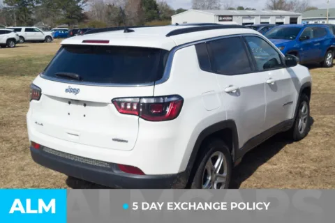 Another view of 2024 Jeep Compass Latitude for sale in Lumberton, NC at ALM Hyundai Lumberton