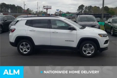 More photos of 2024 Jeep Compass Latitude at ALM Hyundai Lumberton, NC