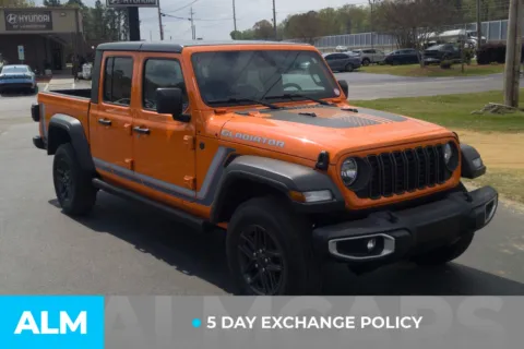 More photos of 2025 Jeep Gladiator Sport S at ALM Hyundai Lumberton, NC