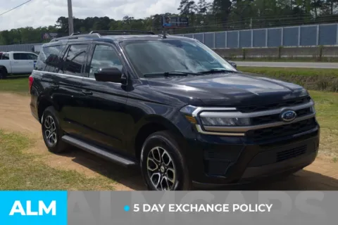 More photos of 2024 Ford Expedition XLT at ALM Hyundai Lumberton, NC