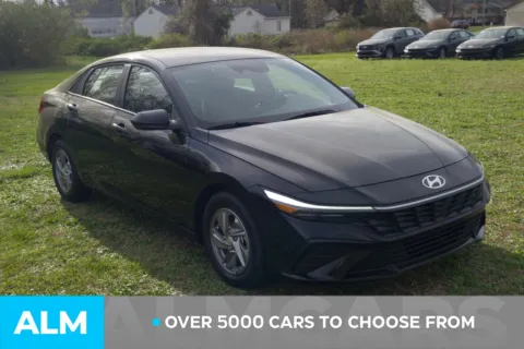 Photos of 2025 Hyundai Elantra SE for sale in Lumberton, NC at ALM Hyundai Lumberton