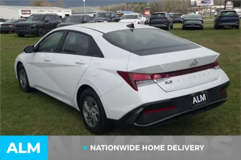 More photos of 2025 Hyundai Elantra SE at ALM Hyundai Lumberton, NC
