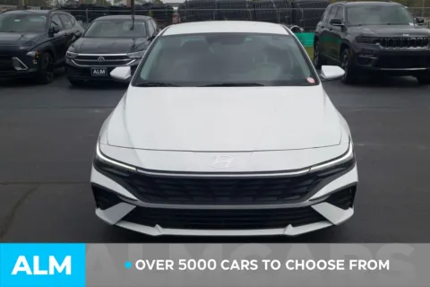 Photos of 2025 Hyundai Elantra SE for sale in Lumberton, NC at ALM Hyundai Lumberton