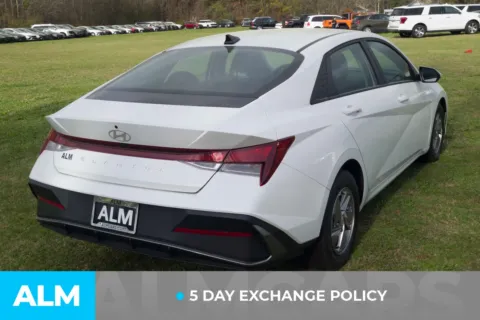 Another view of 2025 Hyundai Elantra SE for sale in Lumberton, NC at ALM Hyundai Lumberton