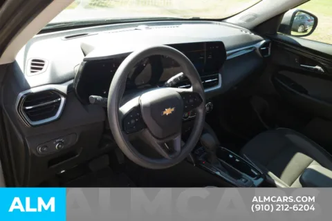 More photos of 2025 Chevrolet TrailBlazer LT at ALM Hyundai Lumberton, NC