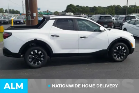 More photos of 2025 Hyundai Santa Cruz SEL at ALM Hyundai Lumberton, NC