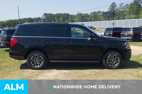 More photos of 2024 Ford Expedition XLT at ALM Hyundai Lumberton, NC