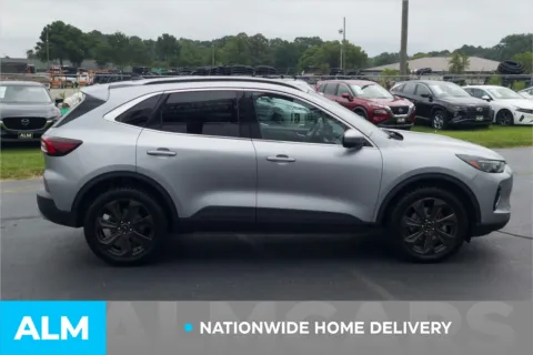 More photos of 2023 Ford Escape Platinum at ALM Hyundai Lumberton, NC
