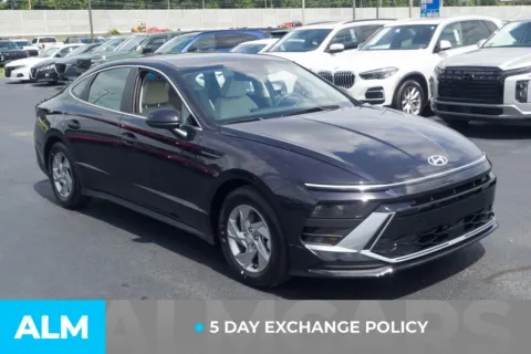Another view of 2025 Hyundai Sonata SE for sale in Lumberton, NC at ALM Hyundai Lumberton