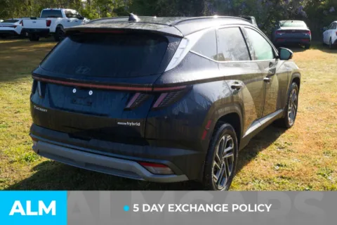 More photos of 2025 Hyundai Tucson Hybrid Limited at ALM Hyundai Lumberton, NC