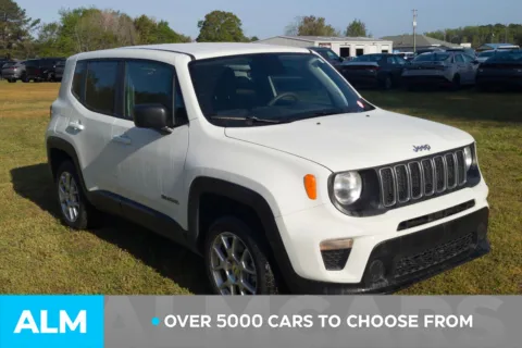 Another view of 2023 Jeep Renegade Latitude for sale in Lumberton, NC at ALM Hyundai Lumberton